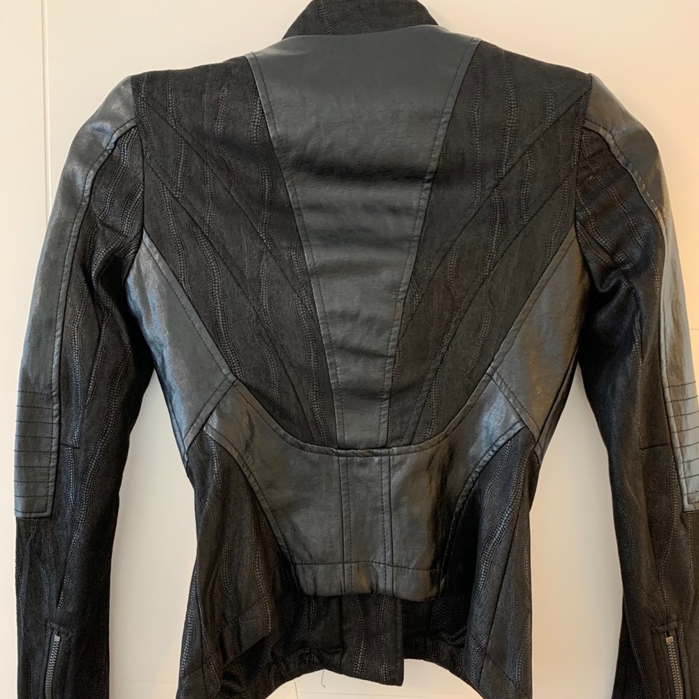 Leather Jacket - Picture 5 of 6